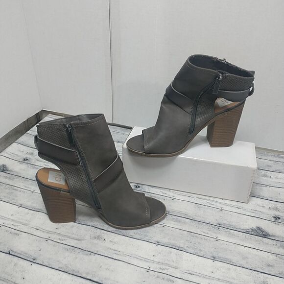 Dolce Vita Shoes - Women's SZ 11 DV Teisha Boots Dolce Vita Brown.